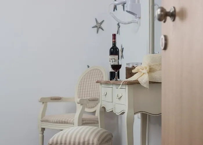 Michaella Плака